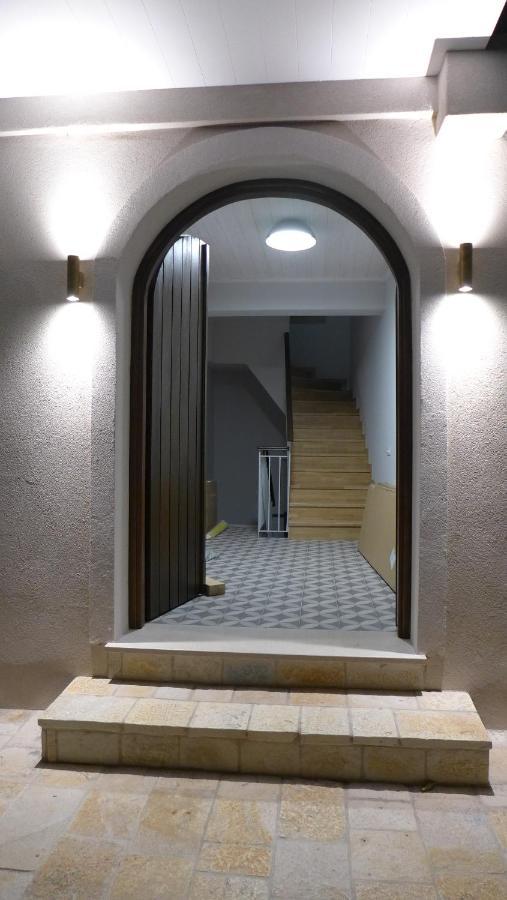 Caltabania Suites Айос-Никитас Экстерьер фото